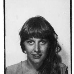 anouk_don's profile picture. Médiatrice culturelle pr inclusion des publics touchés par la fracture numérique/animatrice Fablab iMAL/feministe tant qu'il le faudra/illustratrice freelance