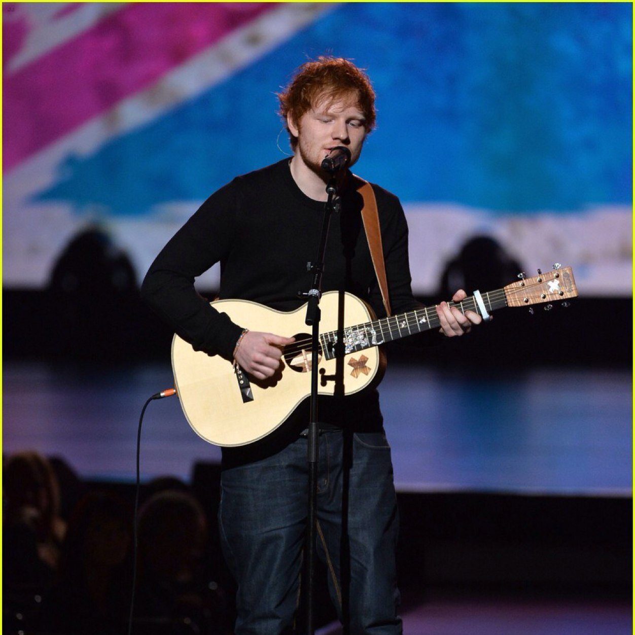 EdwardSheeran13's profile picture. 