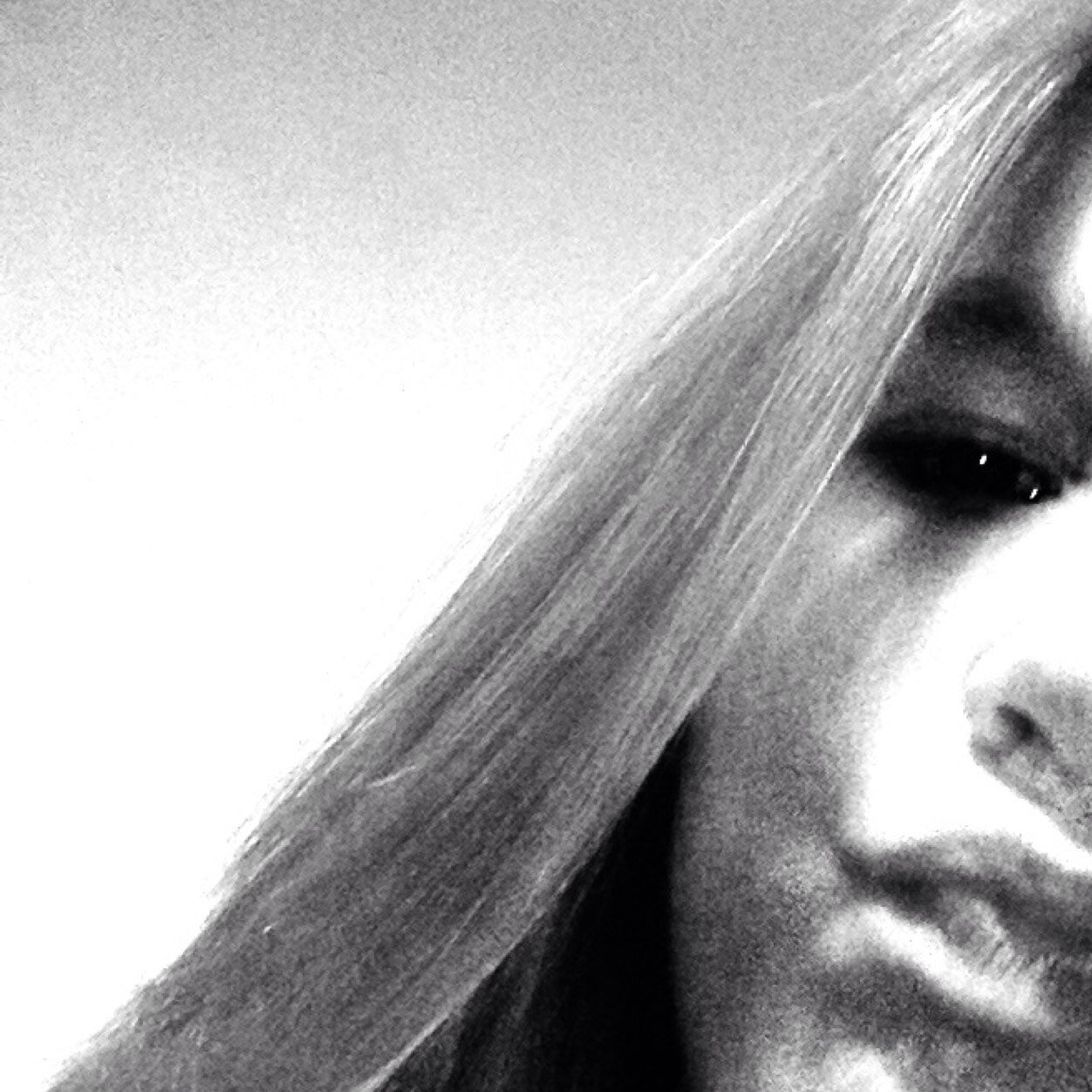 daxiiaa's profile picture. La vérite n'est pas forcement tendre ou belle ni même accueillante, mais elle vaut la peine d'être connue.