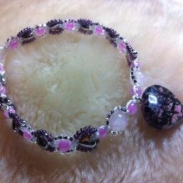 HelenJeweller's profile picture. Designer of micro macrame and strung beaded jewellery using beautiful semi precious gems. Each piece a one off and individually designed for you