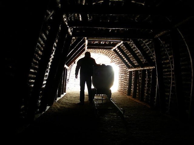 nakahka's profile picture. 