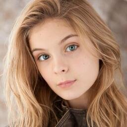 LizzieBackup's profile picture. 