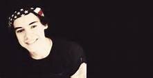 FOLLOW @The_OfficialAmy please really want to get to 1k