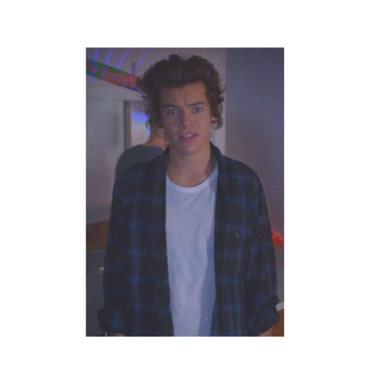 HI PLEASE FOLLOW MY ACCOUNT @queenmerel ! THANK YOU SO MUCH , ILY XXX