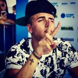 Baby, I love the way you make me smile .. ♔♔  @pcastagnoli ♡ @NathanBarone ♡ @CaiqueGama  ♡