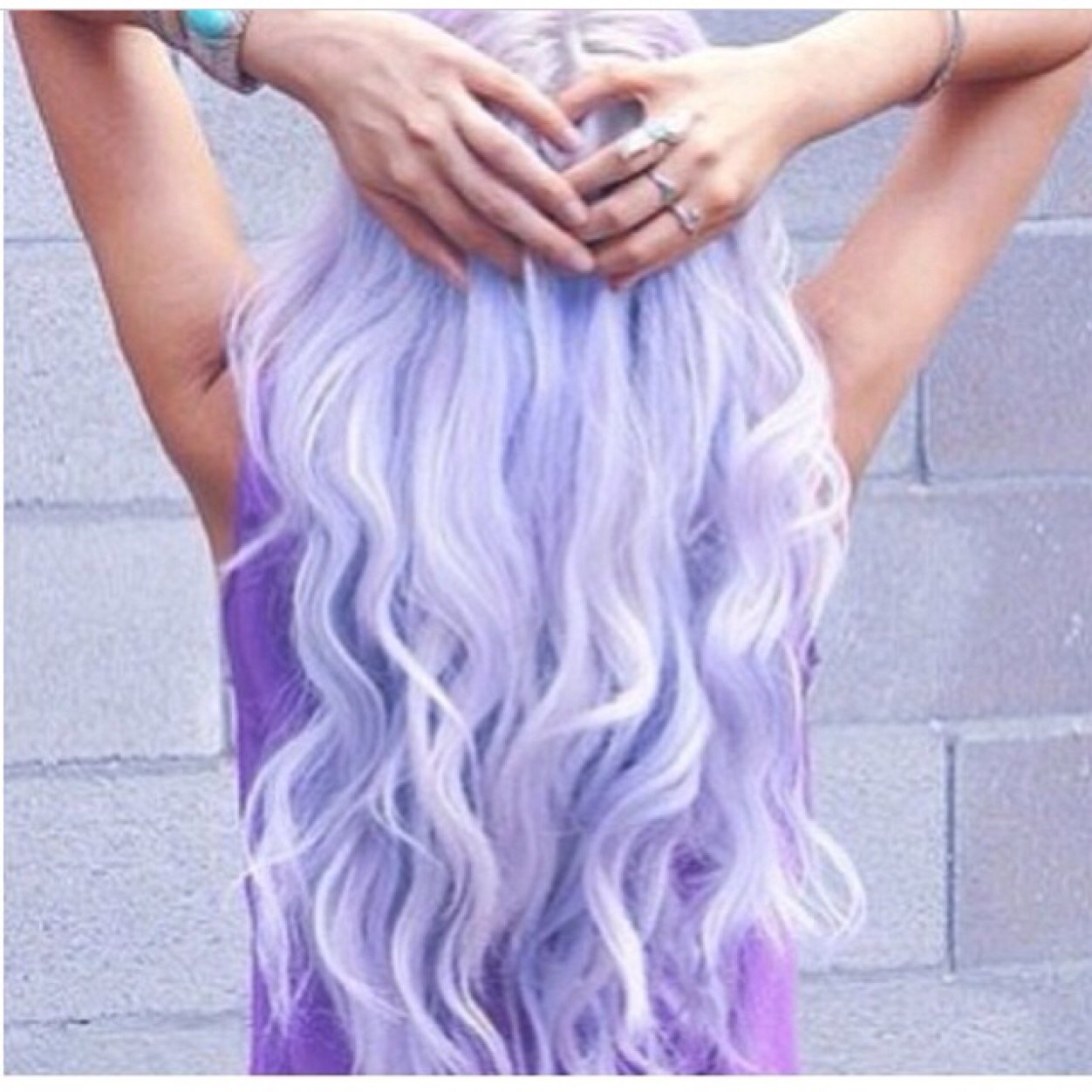 ForebodingLove's profile picture. Pictures & posts of reality & dreams.