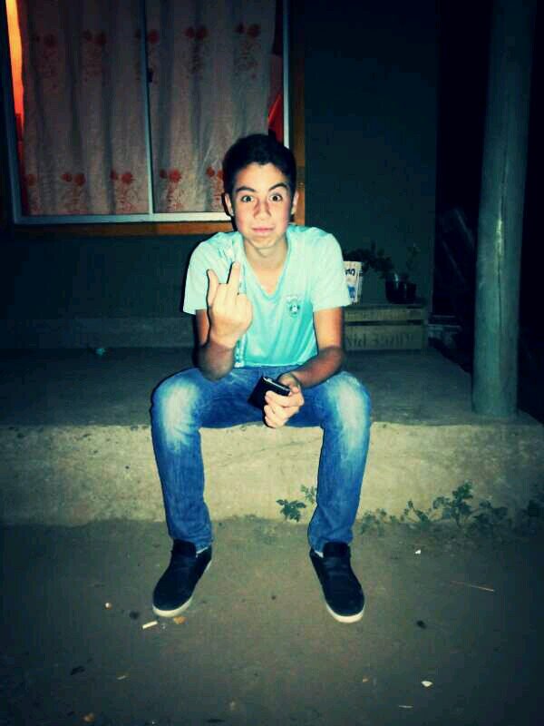 QUIERO CONOCER PERSONAS NUEVAS POR FAVOR:)) HABLEN ME MG. J. B.