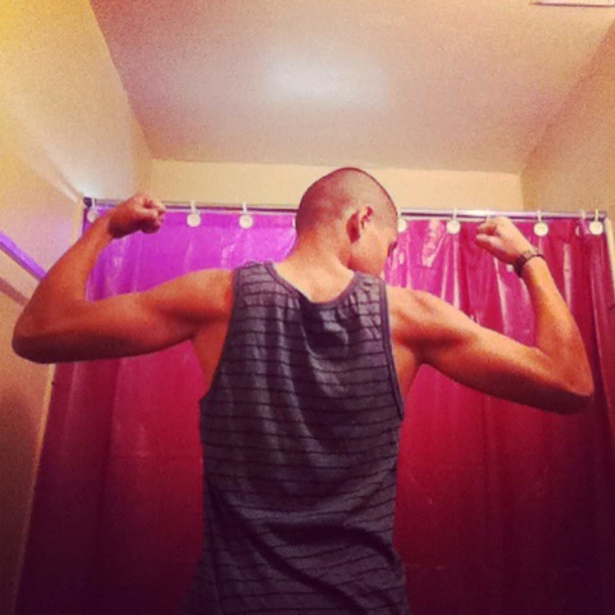 obeyy_javierr's profile picture. 