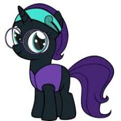 Hi my name is Nyx! I love @mlp_twilight so much! I'm just a friendly filly who loves science! Only Twilight calls me Nyxy!