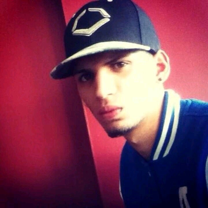 napoleondiazPR's profile picture. Boricua , Pelotero , Me Gusta Componer Musica De Reggaeton Kik: NapoleonDiaz , FB: Napito Diaz , Follow & Follow Back!