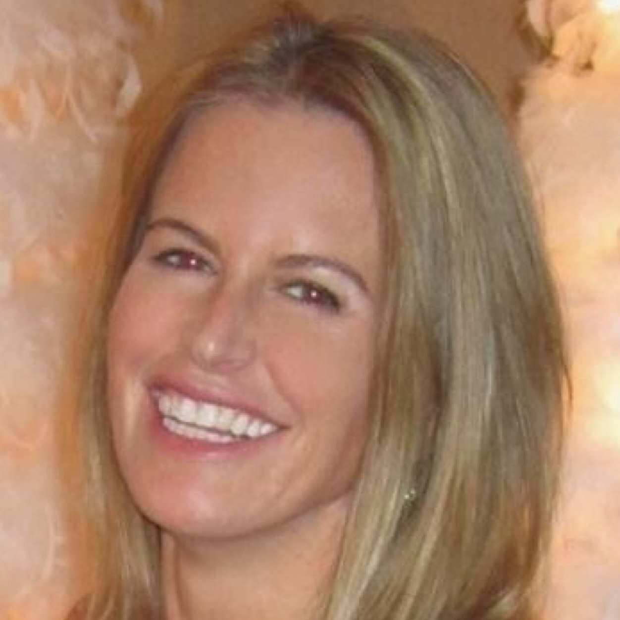 JulesFans's profile picture. Fans of Jules Kovisars (@JKovisars) Unit Production Manager of @TheFostersABCF.