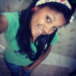 prazer eu sou uma menina cheia de defeitos ♫