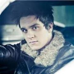 Amo de Paixao Luan Santana.
Quem curti Luan Santana me segue