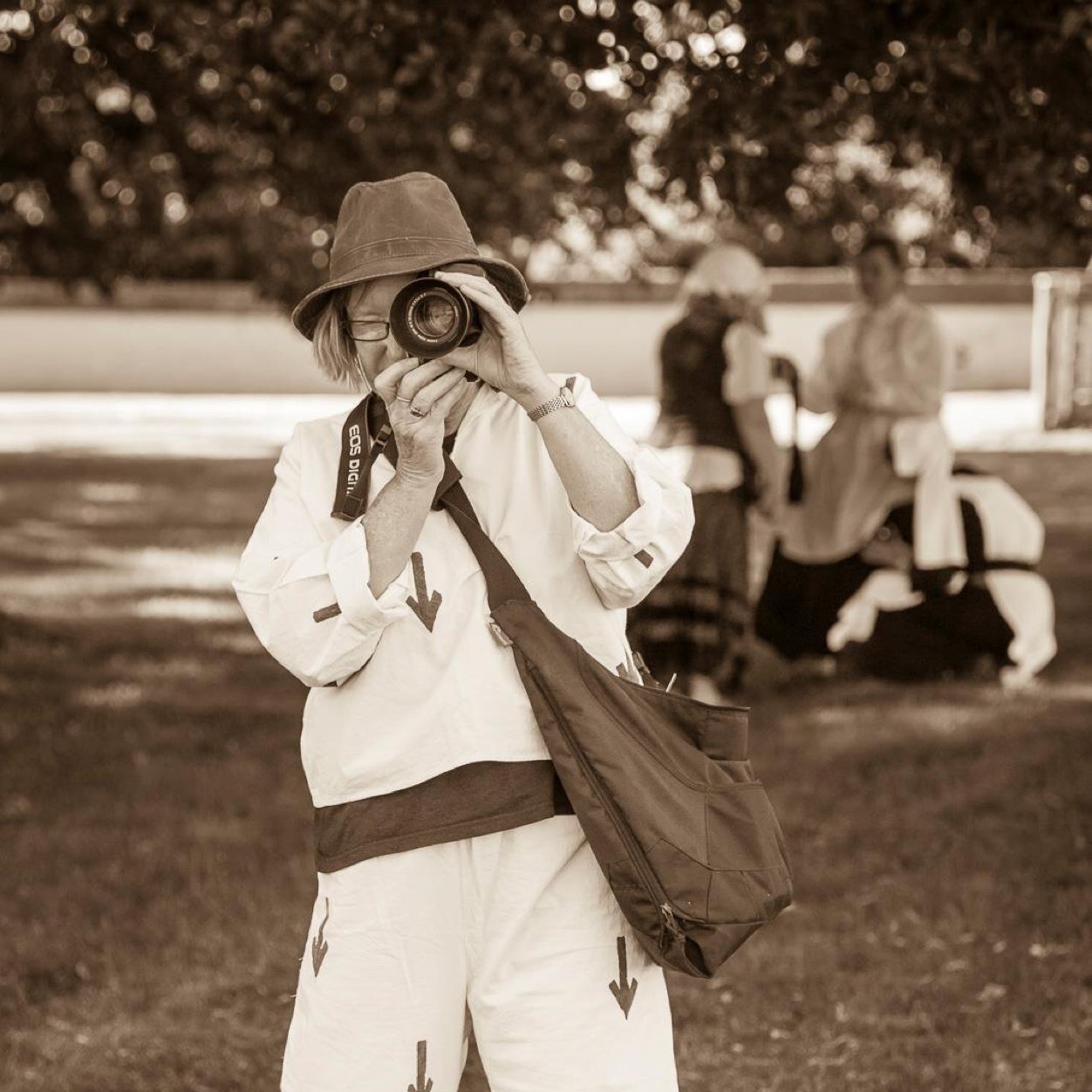 Archivist, retired teacher-librarian; genealogist, struggling musician and beginner photographer.