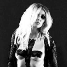 The (un-)Official Twitter For #ThePrettyReckless & @taylormomsen For Belgium/TheNetherlands/Luxembourg & other (KINKY) stuff - SINCE 07/26/2011