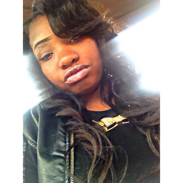 realest103♥StandLikeAStallion MyBaddestBitch @_kissmysnooks #teamTRUfeenひ #teamINK #TeamTaurus London Marie's Mommy♥ love don't live here, so don't knock MF.