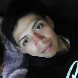 fernando_zep's profile picture. Hay personas por las que uno da la vida y no te valora. Mas que amigo mi hermano @el_albertho ♪