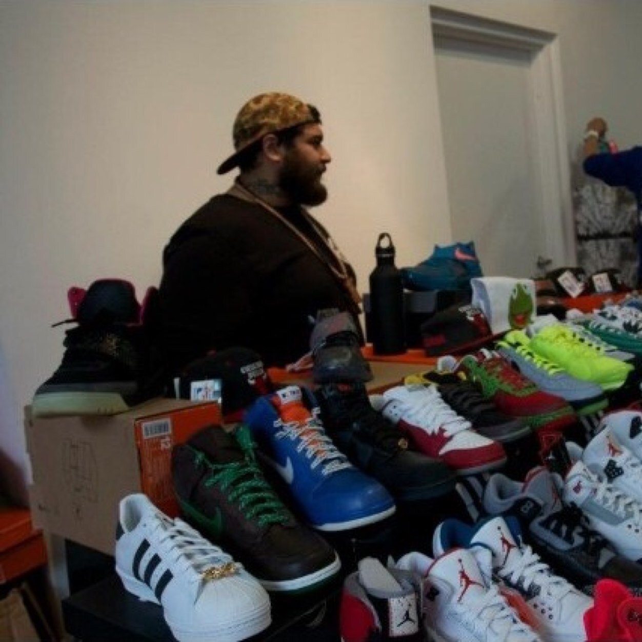 nanobrown28's profile picture. 