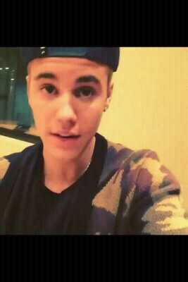 MarikaCyrus's profile picture. Halp change the world