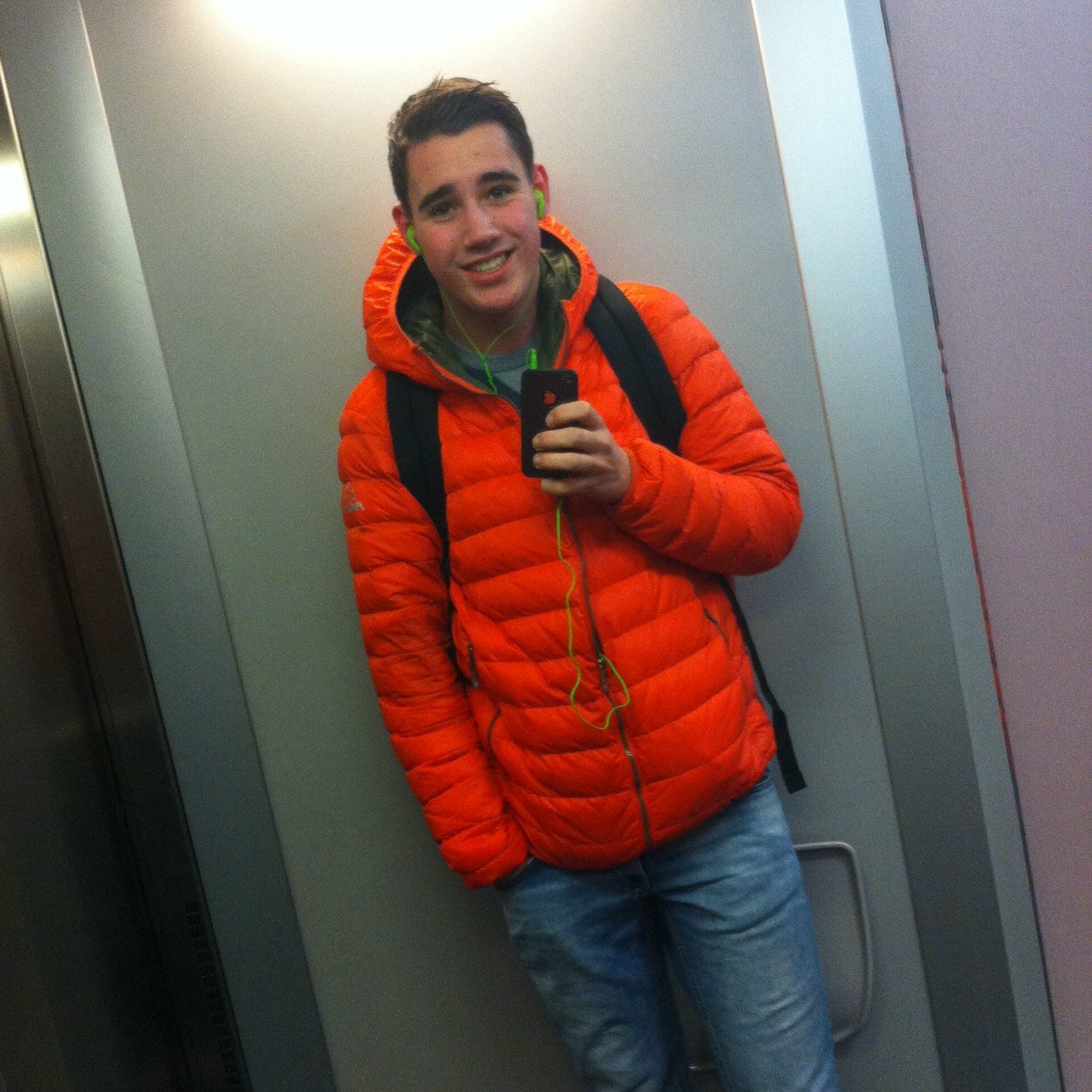 Raikike-boikike Baketie --- HVW JB1 2013/2014 --- Compact.Compact