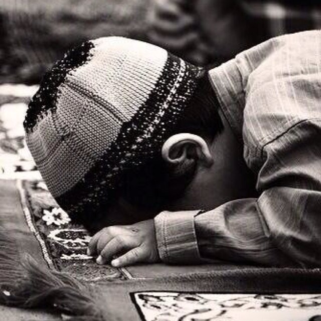 عمري ٢٠ ... انسان هادىء احب الفله واحب الناس الرايقه ،تغريداتي متنوعه ، ترى احب الناس اللي تعطيني فولو :$