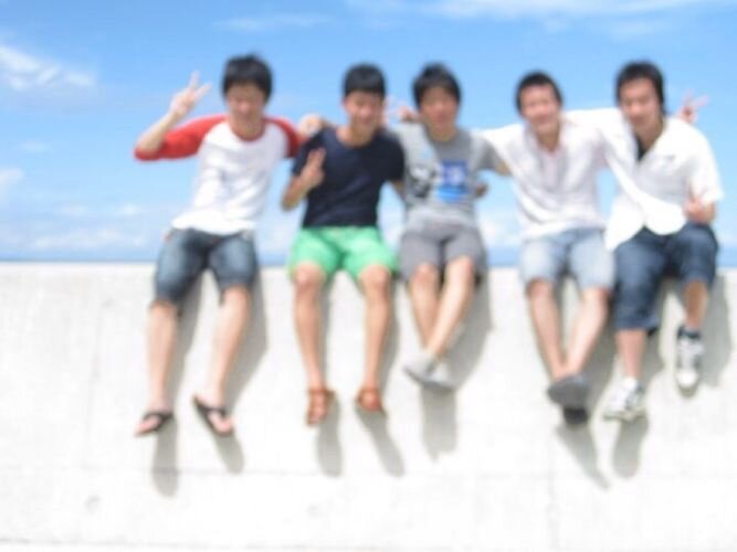 受傷歴8年目の中堅。もやもや病再出血を経て銀行から病院に転じる。健常・障害目線で有益なことをつぶやくことが目標。院内で障害者雇用促進ＰＪを立ち上げて活動中。2015.7脳出血発症、水頭症。搬送病院で脳梗塞を併発した高次脳機能障害者。障害年金と最賃で２男児パパだったが妻子実家に帰りました。