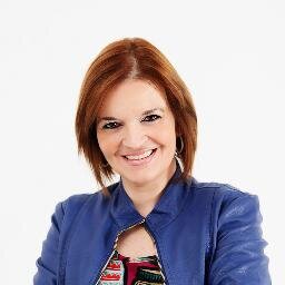 Periodista amb ganes de reinventar-se. Presentadora d'actes i cerimònies civils