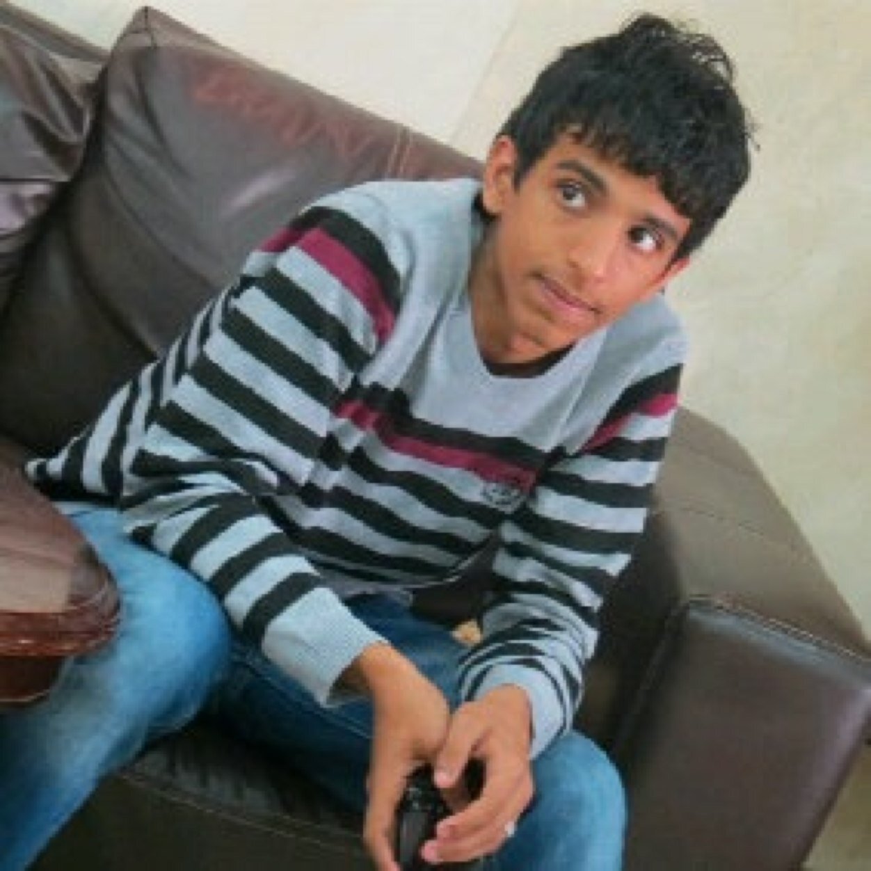 زين اليزيدي ربما فخامت الاسم تكفي. bin:73D21465