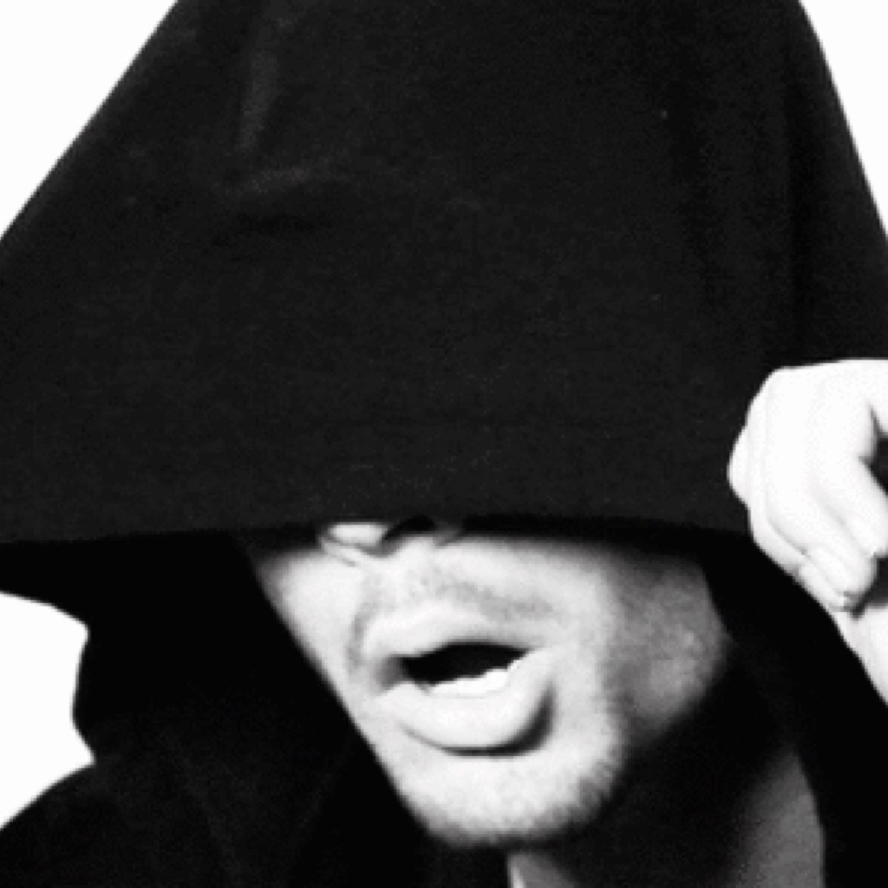 listen you little shit you got a free follow so go follow @ziamoverlife ask her for a fb