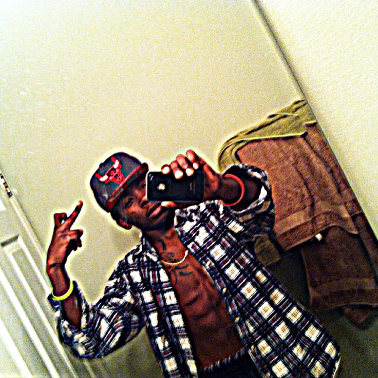 I just be coolin it, I get high till I get home, yeaa, ill enjoy the ride.. o_O #Burn1TilThaDeath #GCEThatsThaTeam The one and only!! Mr.Burn1 in this bitch!!