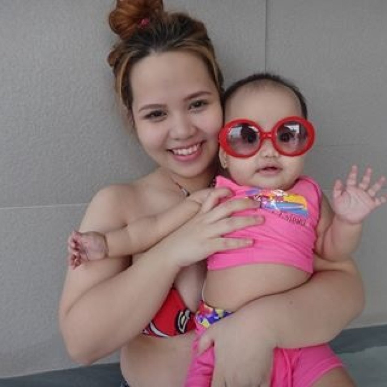 pochpernito's profile picture. Steady waiting for the day that I can face it. ||Facetime - iMessage, Instagram: pochpernito