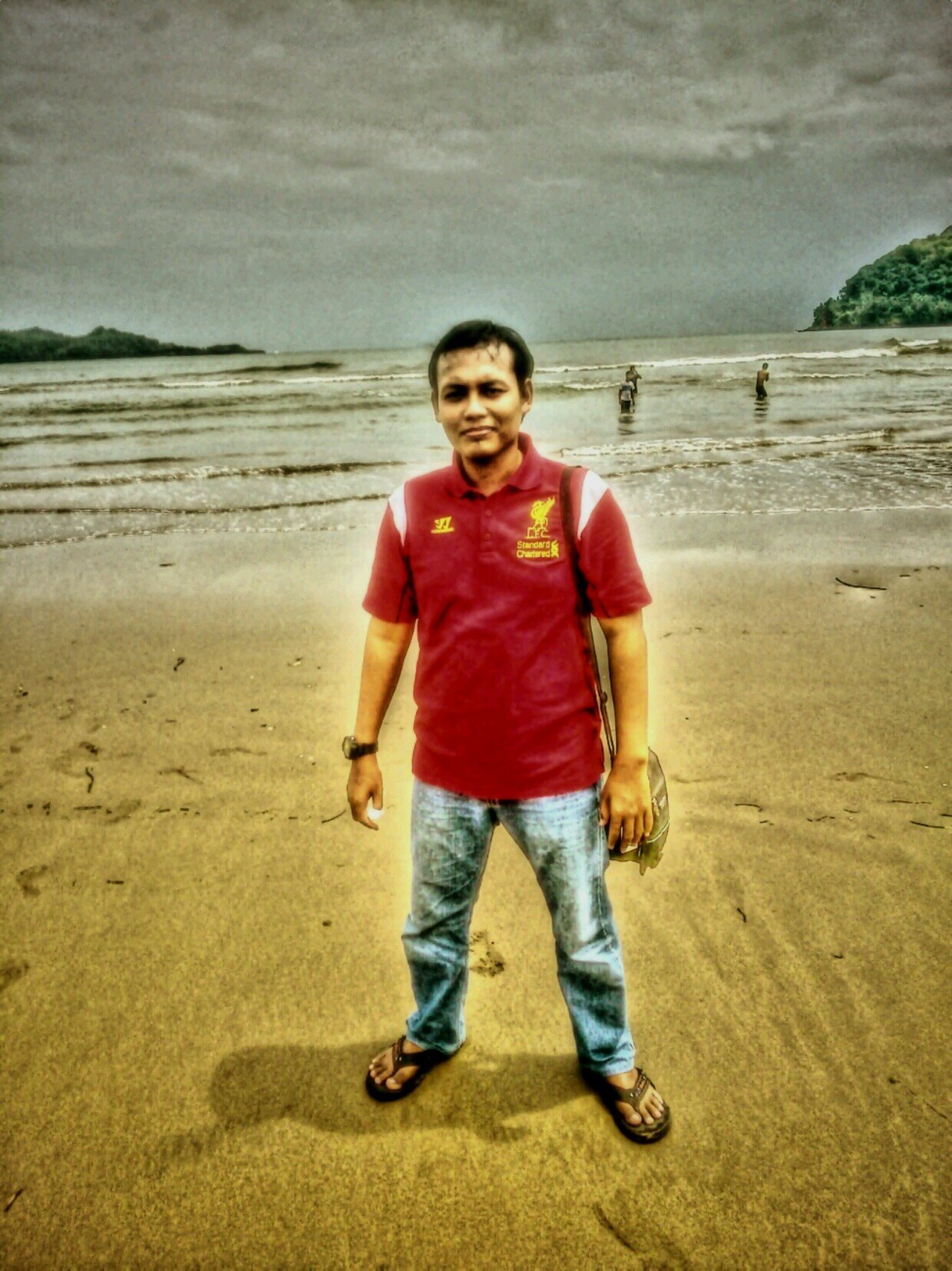 You can be ask my friends or my family's. InsyaAllah They know
#YNWA Liverpudlian garis keras ya lur