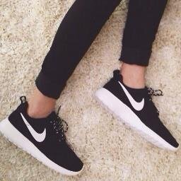 istayingfit's profile picture. Give up, give in, or give it all you've got.