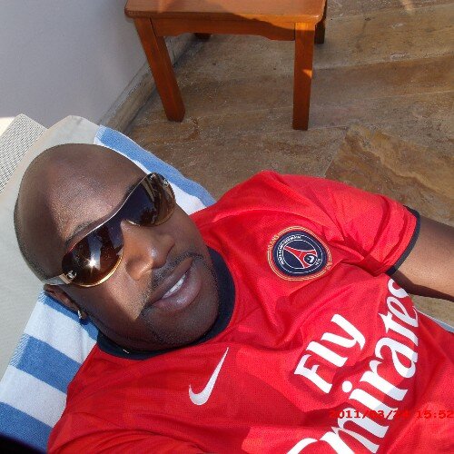 Boulanger pâtissiers Fidel supporter du PSG. Football masculin et aussi féminin, hand
