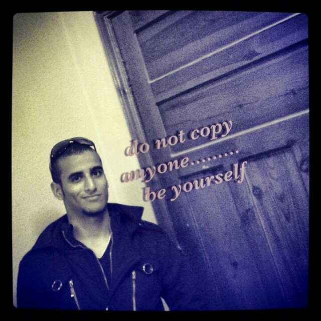18 years old , crazy about football , Egyptian but .. live in KSA , love morsi and hate sisi