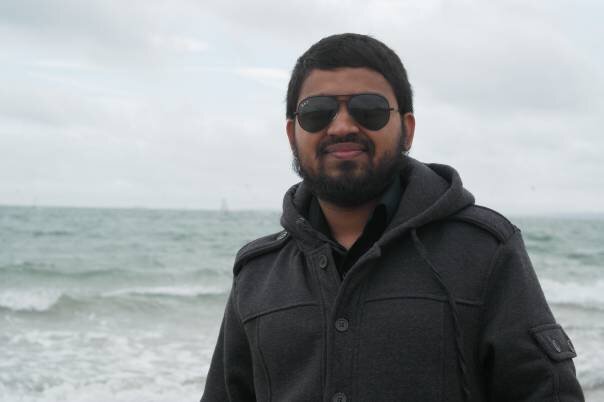 Bangladeshi by born, Muslim by choice, lives in UK, Loves travelling and good food. Deep interest in ME politics.