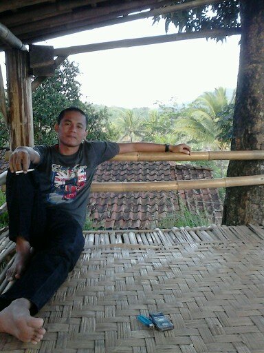 IbelMorelo's profile picture. Semangat