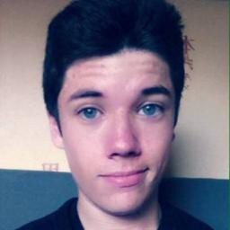 17 ans, tonton, étudiant et badiste pour la vie (et accessoirement chinois) #teamrouret #teambapama