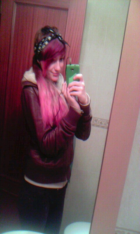 MassacreDoll19's profile picture. 