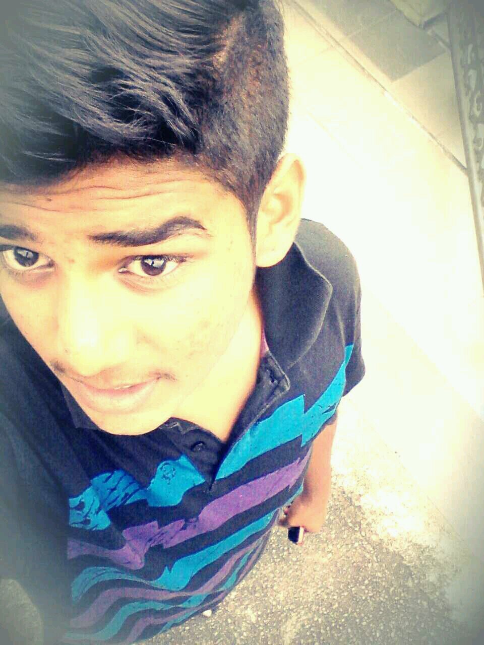 DeshSam's profile picture. Less noise. More real.