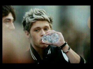 rizkabella13's profile picture. Dont follow for unfollow. Love my 5 brother called @onedirection♥