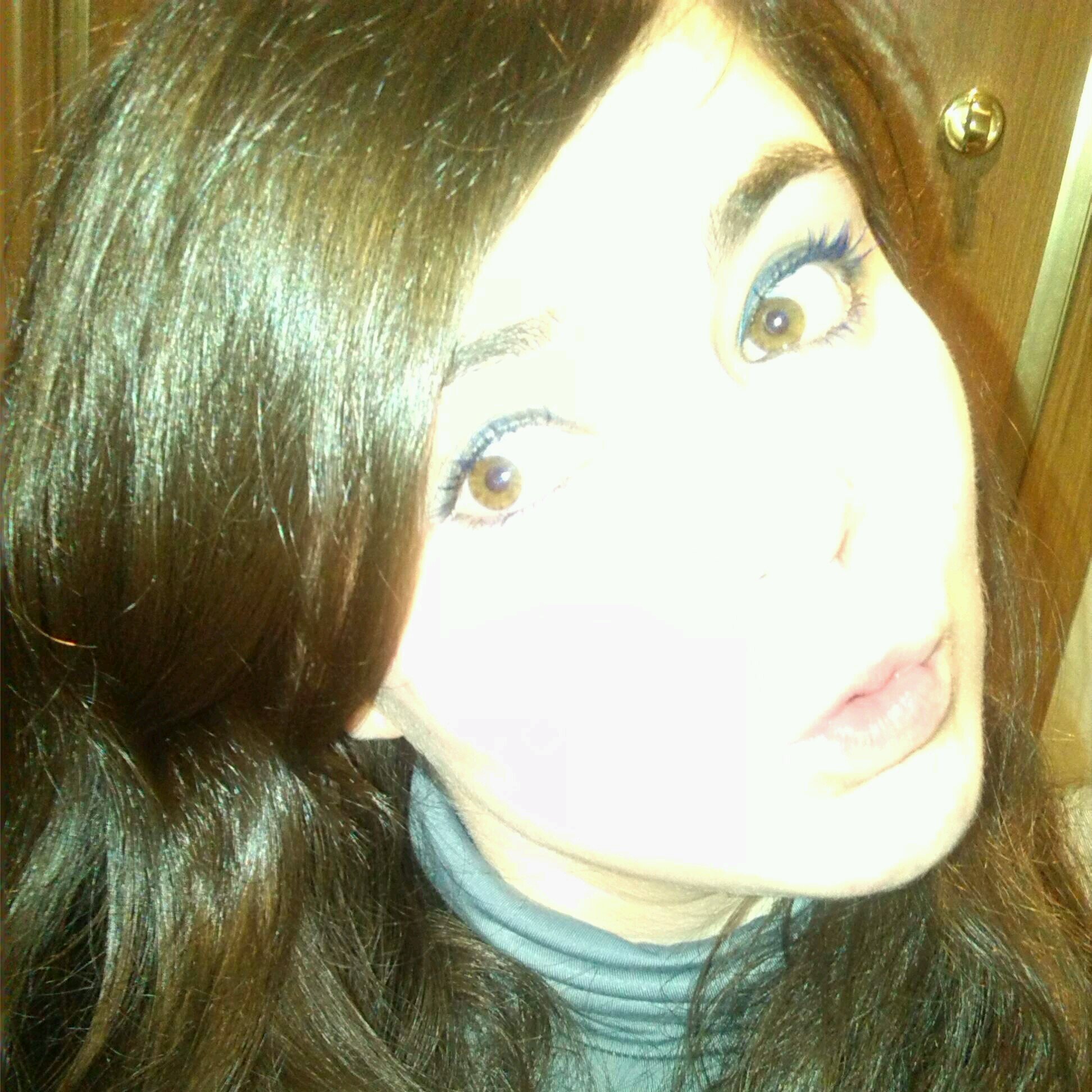 La vida es como el chocolate, o te la comes o ya vendrá algún listo que lo haga por ti:D