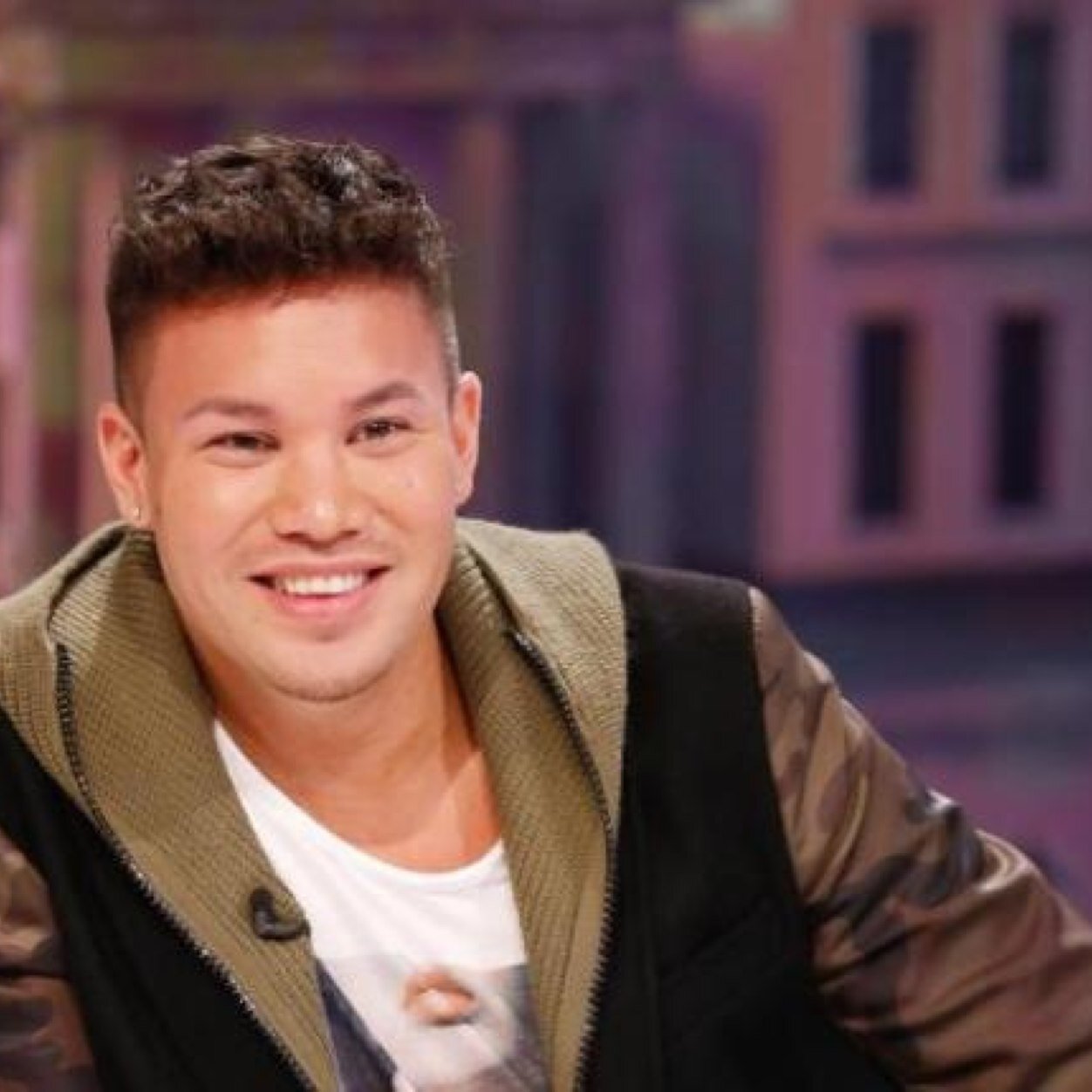 You kay one ich bin ein rieser fan von dir ich liebe dich❤❤und vergesse dich nie in meinem leben