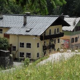 farberhaus's profile picture. We are a B&B Apartment house 35 mins from Salzburg in a Ski Resort of Lofer we are 5 mins walk to the gondola, Perfect Ski Area for everyone! With English Hosts
