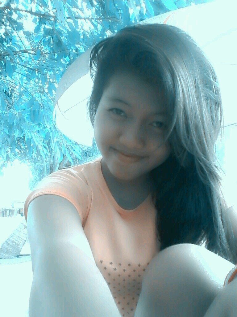 megafebriani6's profile picture. 17*02