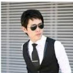 I write and tweet about Business issues, IPO's and Technology  marketing