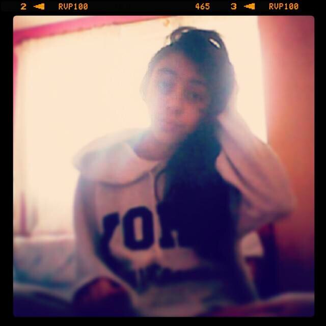I am sorta like a tom boy . Like big trainers hoodies , jeans . Like to mess around have a bit of fun . unique swag is the description for mex