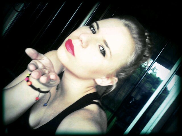 Dance is my passion!!!                    ♡**Sharlene*Bardsley**♡19. LOVE-RUGBY***//..half British...but a born South African...//***