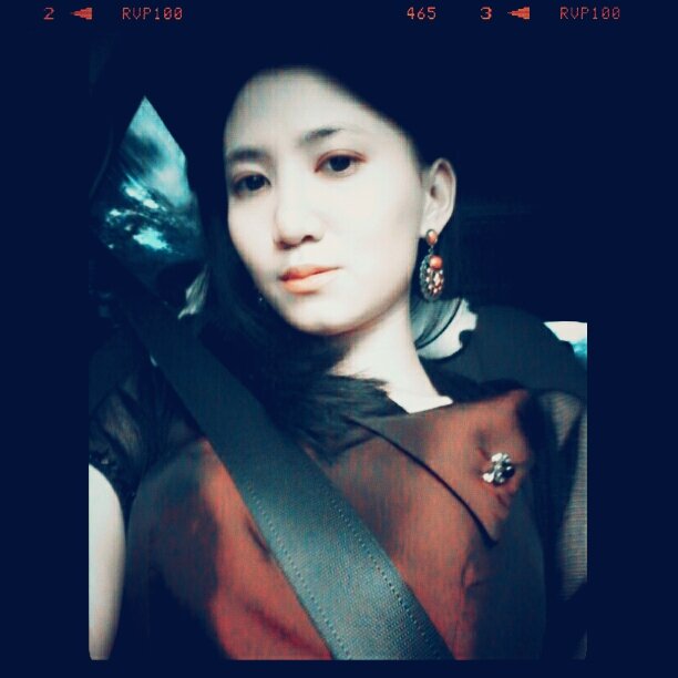 tiara2706's profile picture. I'm banker