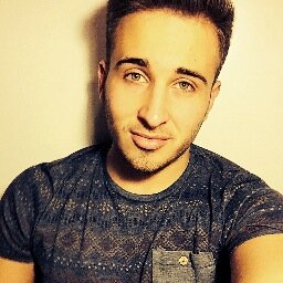 Hi, I'm Dominic, I'm 18 :) I'm the biggest fan of 1D :)) Follow me.. if u want ;) 
I'm an ordinary guy from a small country, which isn't very well known.